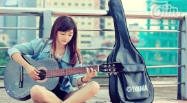 day guitar