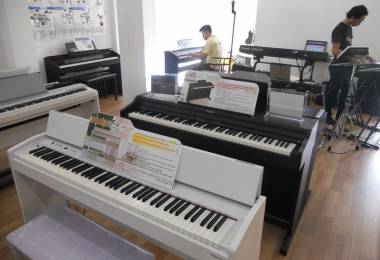 Những ưu điểm của đàn Piano điện